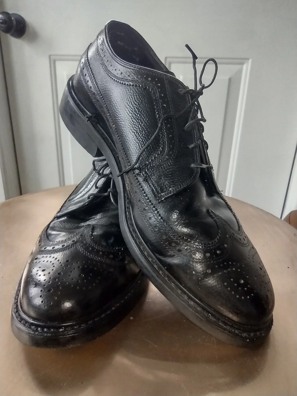 Thom McAn Black Leather Wingtip Oxfords